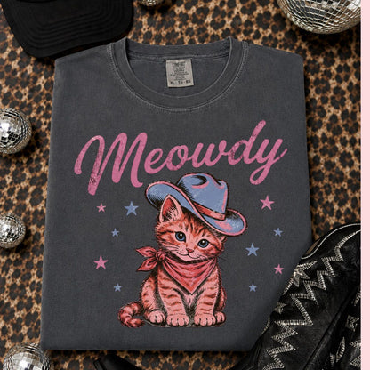 Meowdy Cowboy Cat Shirt Cute Western Kitten Tee Cowgirl Cat Graphic T-Shirt